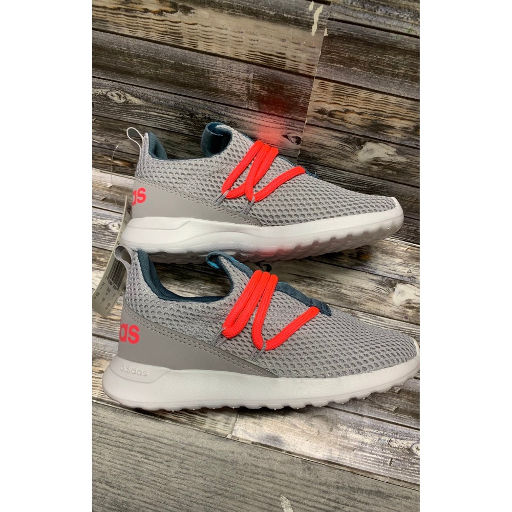 Adidas Youth Sz 10 NEW